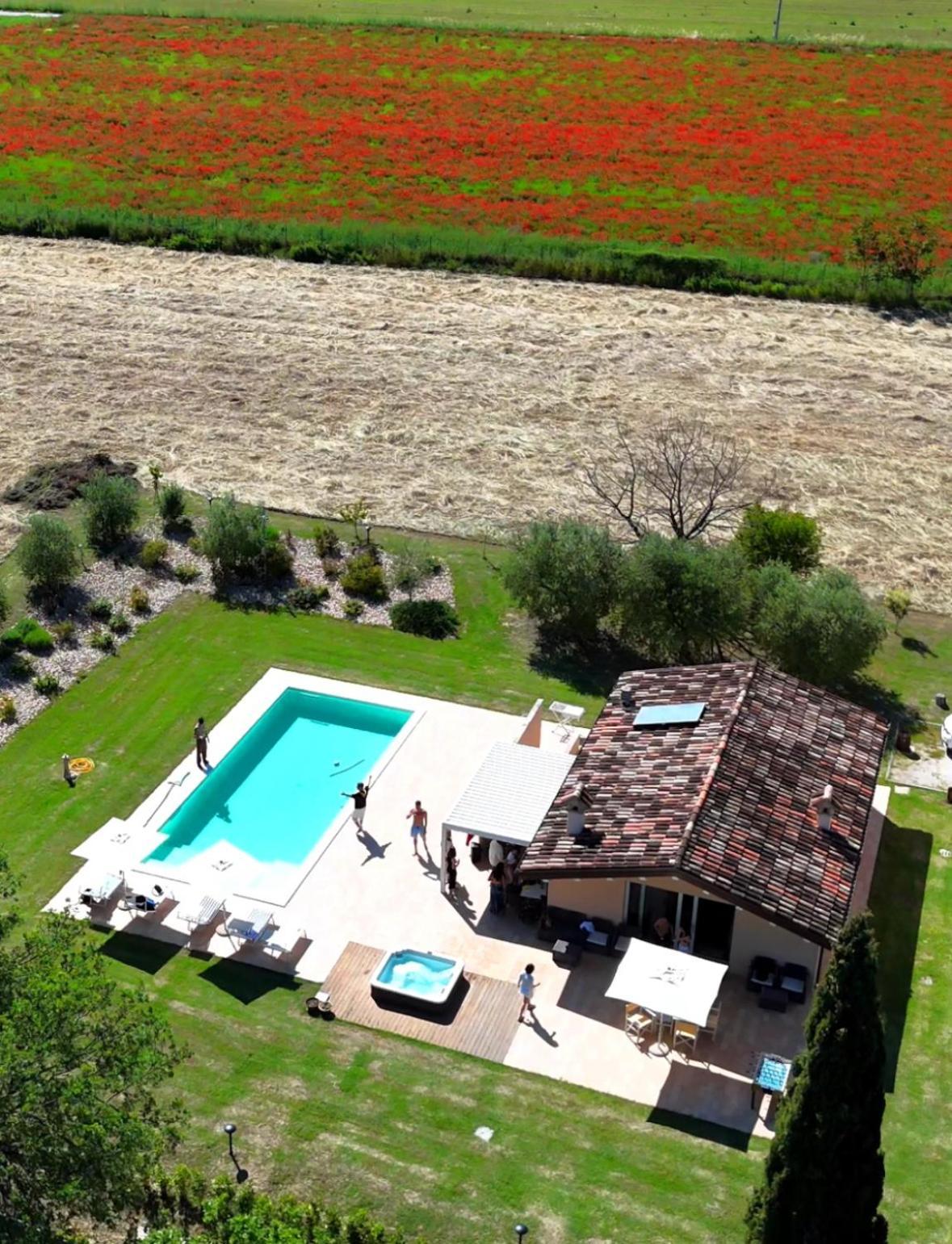 Relais Villa Sofia Calcinelli Bagian luar foto