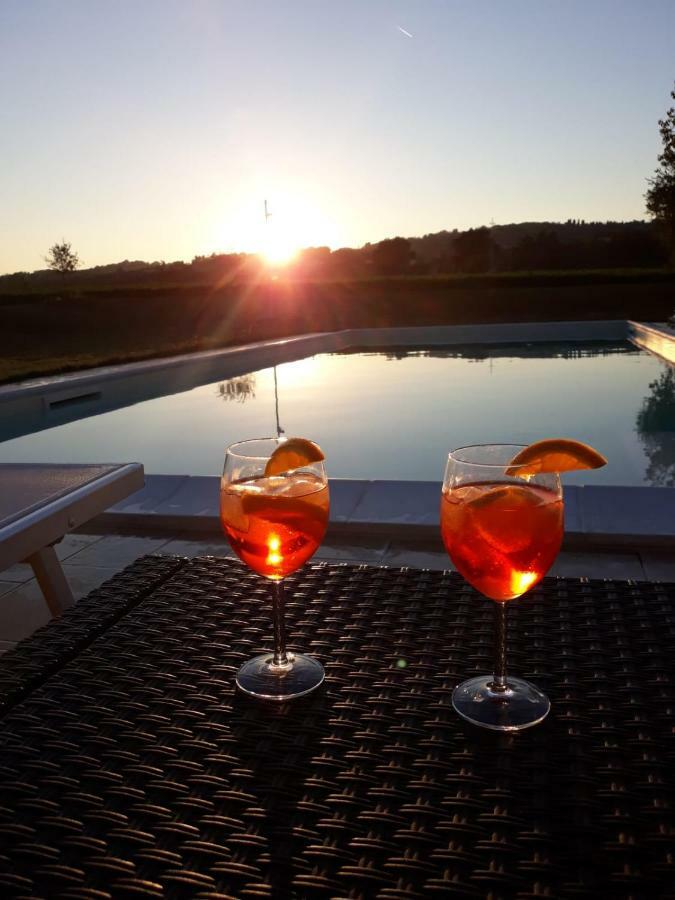 Relais Villa Sofia Calcinelli Bagian luar foto